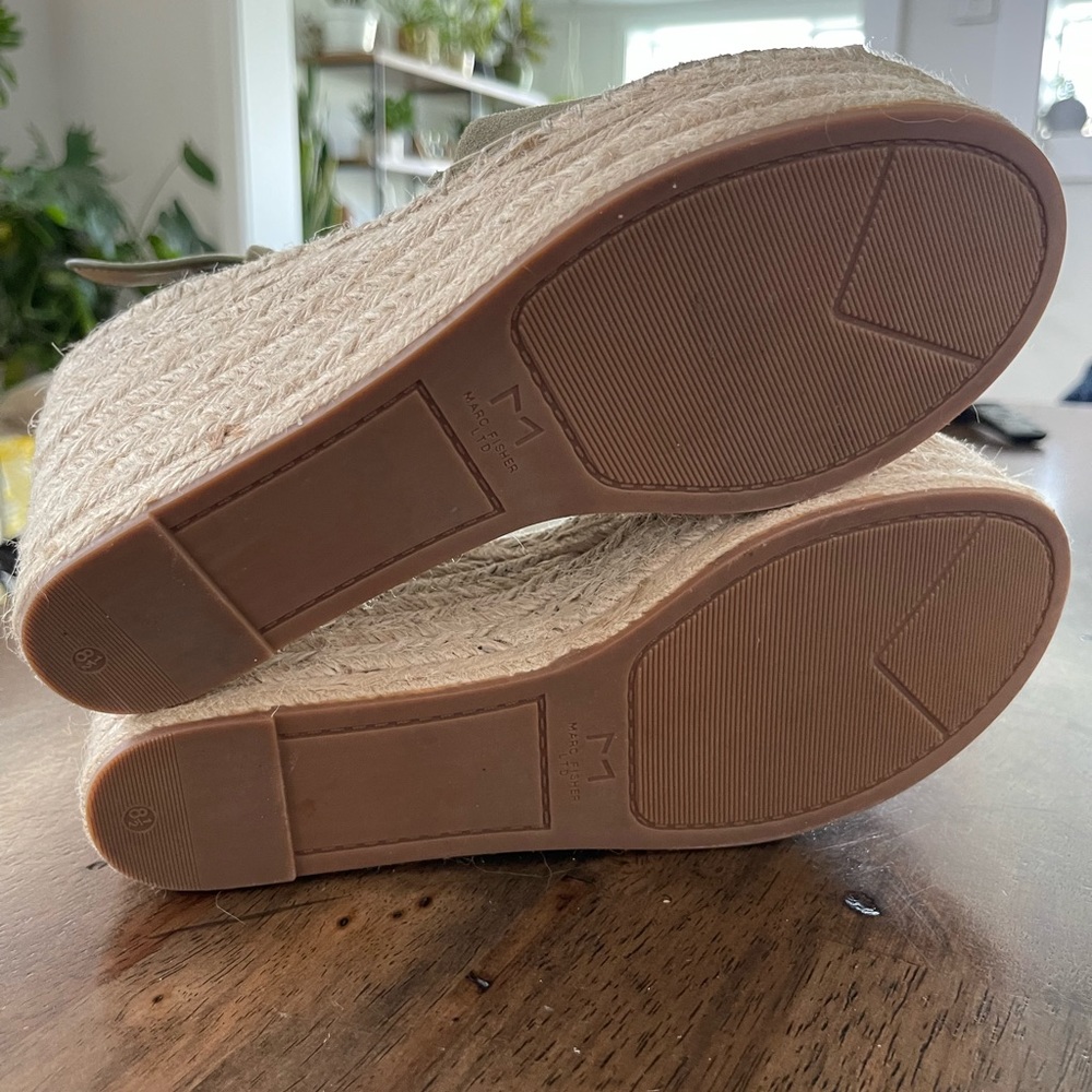 Marc Fisher Alida Espadrille Platform Wedge - Picture 4 of 6